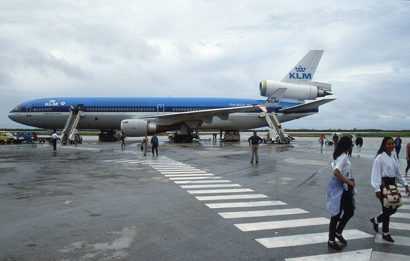 866_Einde van de reis, het vliegveld van Quito.jpg